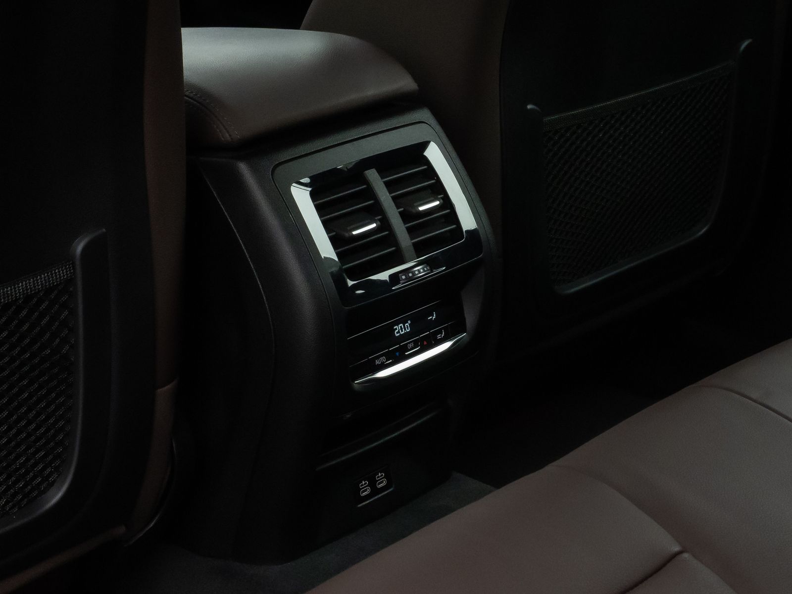 Fahrzeugabbildung BMW X4 xD20i MSport HUD DAB H/K Komfort Alarm 20Zoll