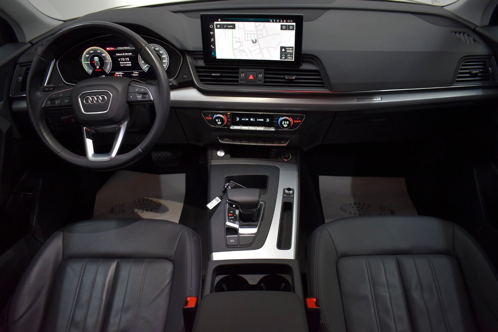 Fahrzeugabbildung Audi Q5 Sportback 50 TFSIe quattro Leder,Navi,Matrix