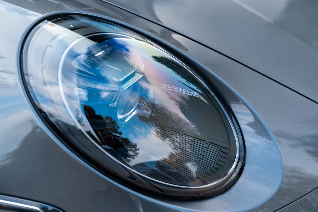 Porsche 992 Carrera 4 GTS/ MATRIX/ 18-WEGE/ LIFT/ BOSE Porsche 992 Carrera 4 GTS/ MATRIX/ 18-WEGE/ LIFT/ BOSE