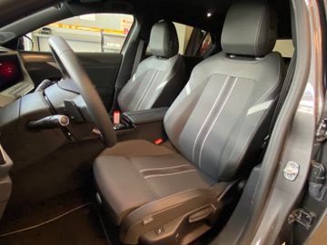 Bild 8 Opel ASTRA GS AHK AGR INFOTAINMENTPAKET