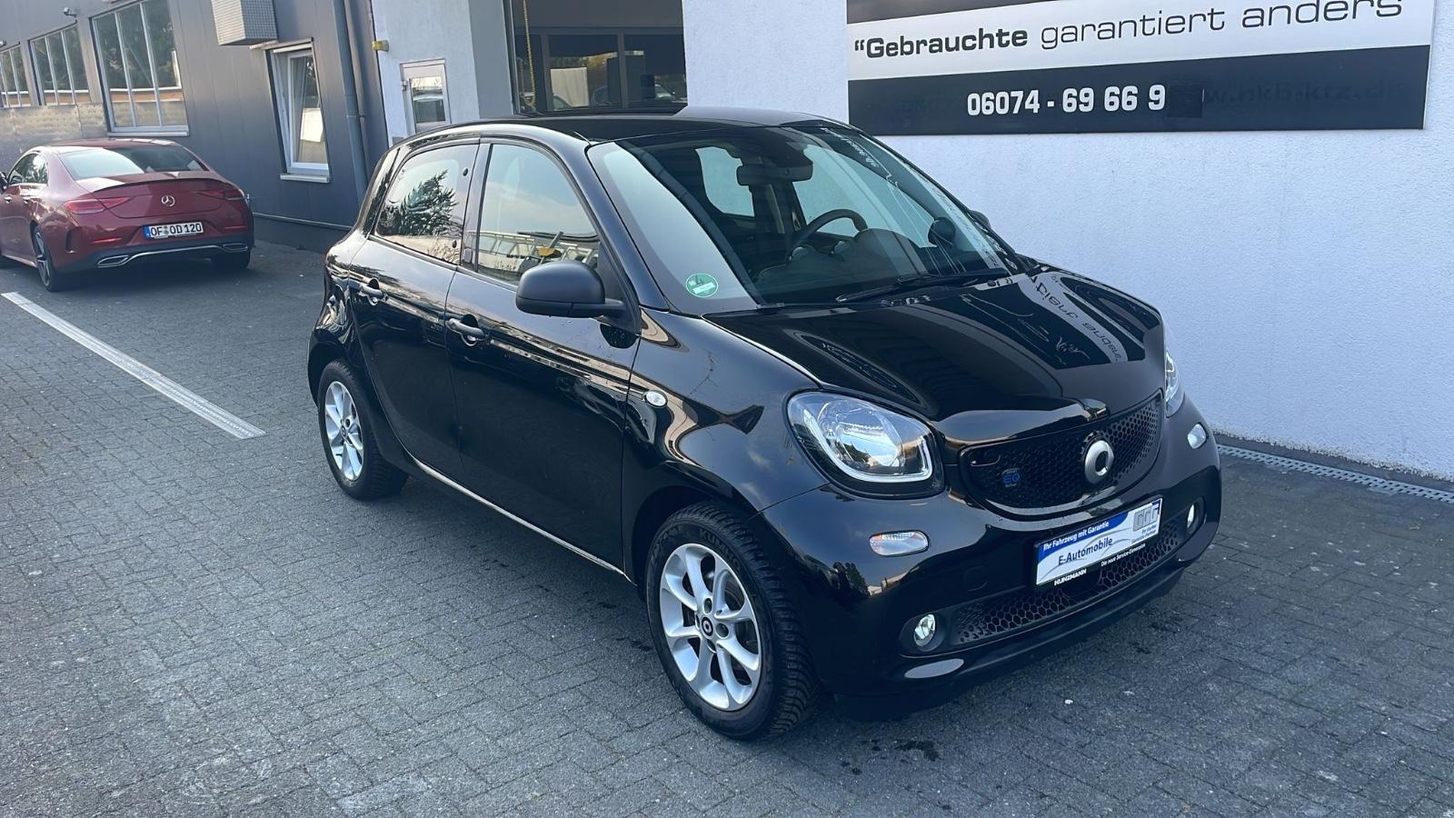 Smart ForFour EQ Navi/Autom/PDC 1 Jahr PremiumGarantie