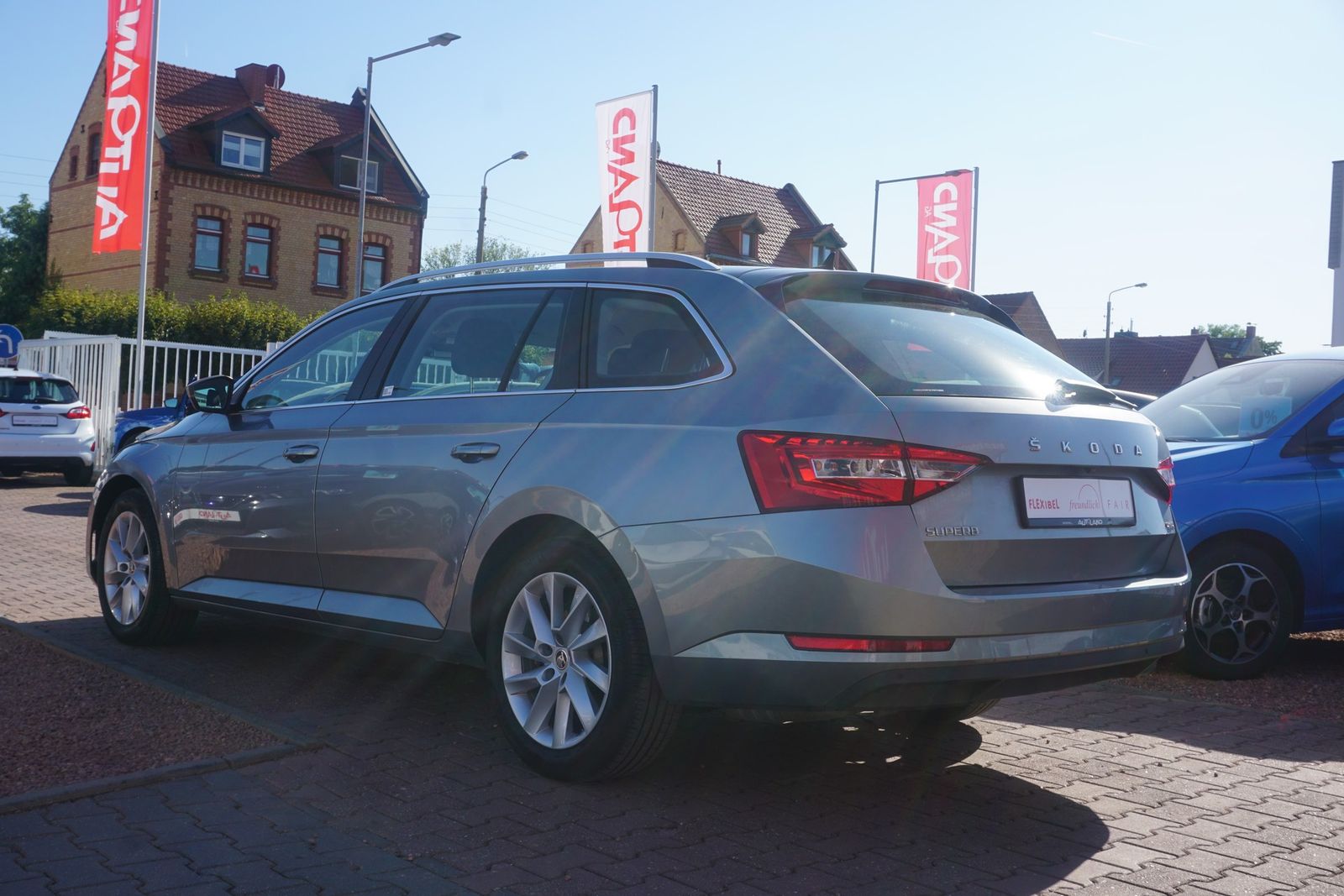 Skoda Superb Combi 2.0 TDI Style 4x4 DSG LED Navi ACC foto 3