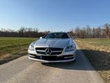 Mercedes-Benz SLK 250 Automatik; Leder rot, Harman, Bi-Xenon - Mercedes-Benz SLK 250 aus 2011