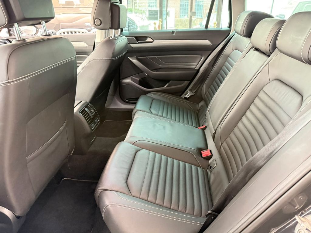 VW Passat Variant - Bild 21