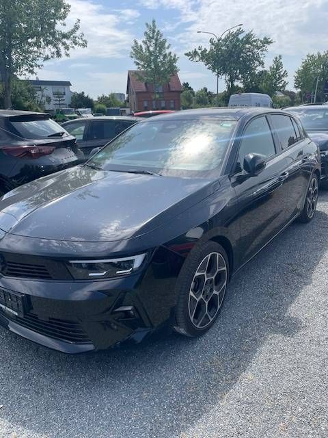 Fahrzeugabbildung Opel Astra L 1.2 Turbo Ultimate AT// Navi  AHK  RKF