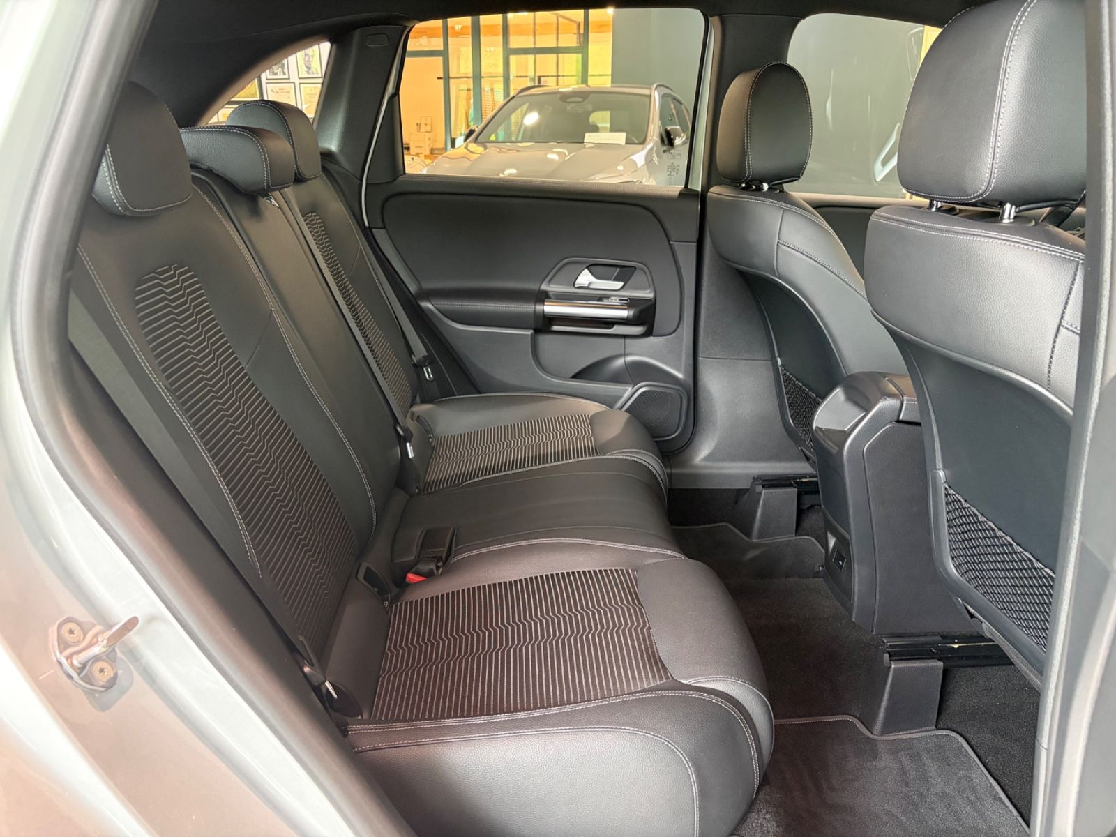 Mercedes-Benz B 200 /AUTOMATIK/KAMERA/CARPLAY/LED/ALLWETTER/ foto 20