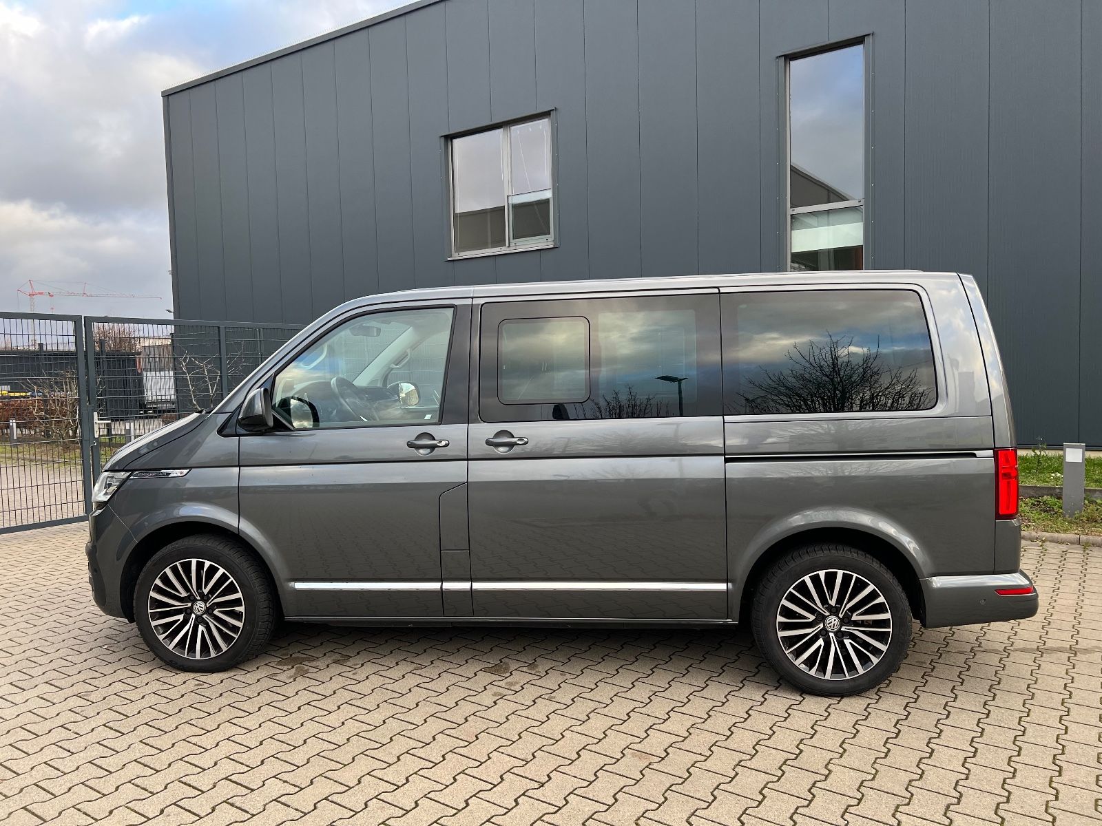 Volkswagen T6 Multivan Highline*DSG*Standheizung*Garantie* foto 6