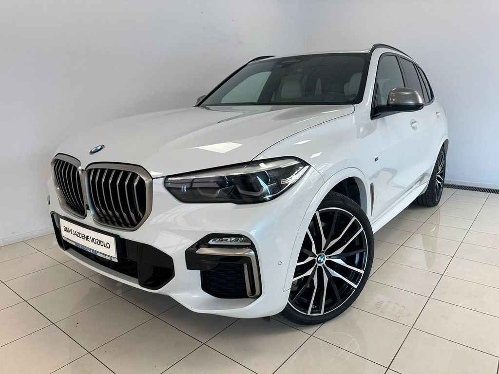 BMW X5 M50