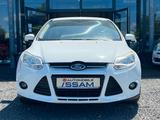 Ford Focus Lim. Trend  Klima*SHZ - Ford Focus aus 2011: Limousine