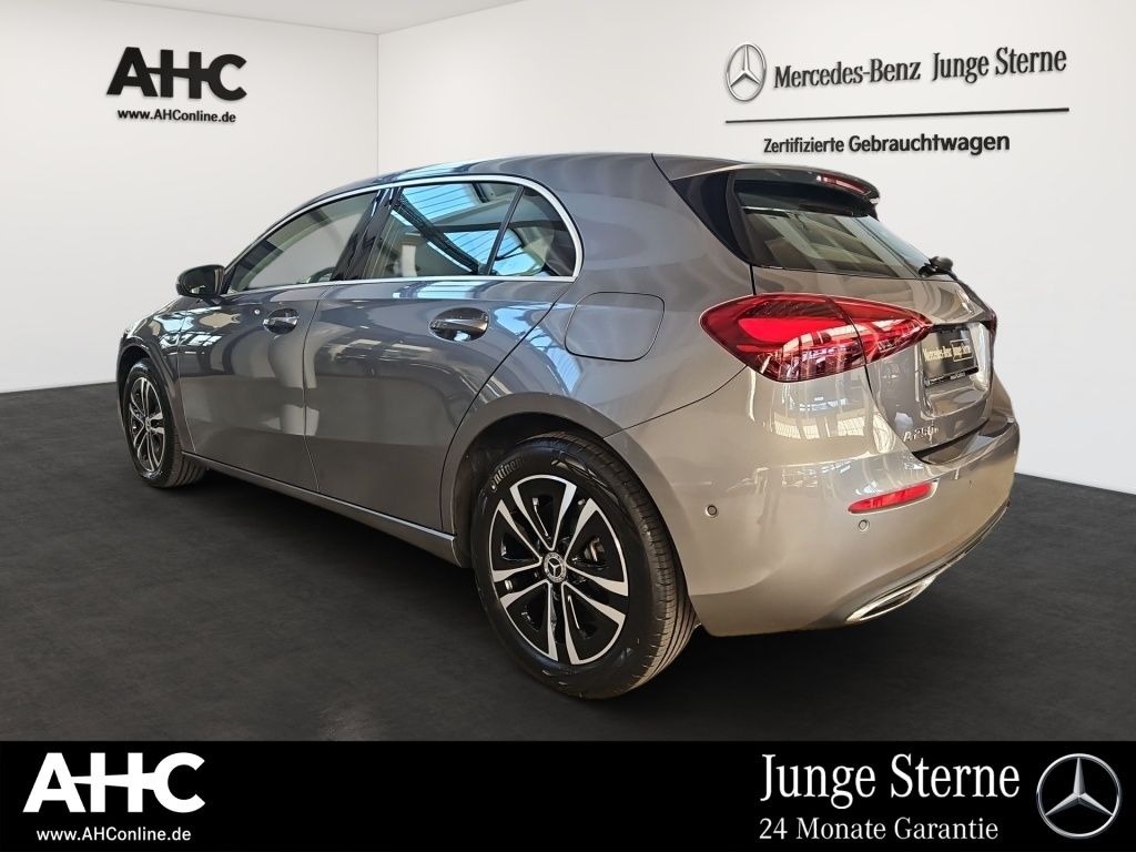 Fahrzeugabbildung Mercedes-Benz A250e Progressive Totwi. LED SHZ Tempomat KAM