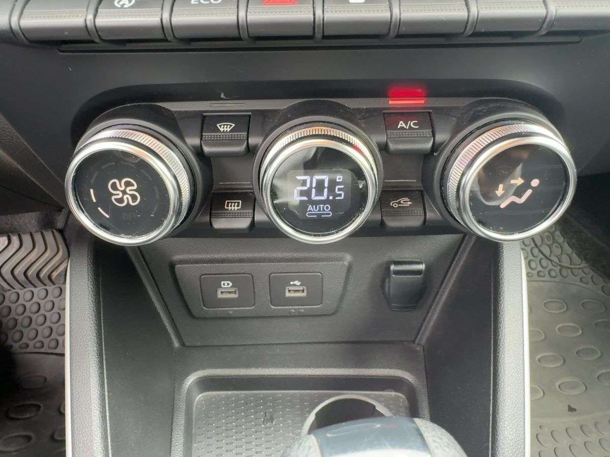 Fahrzeugabbildung Dacia Duster Prestige TCe 150 EDC SHZ Kimaaut.