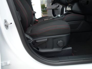 Bild 13 Ford Kuga 2.5 FHEV ST-Line PDC Kamera Navi