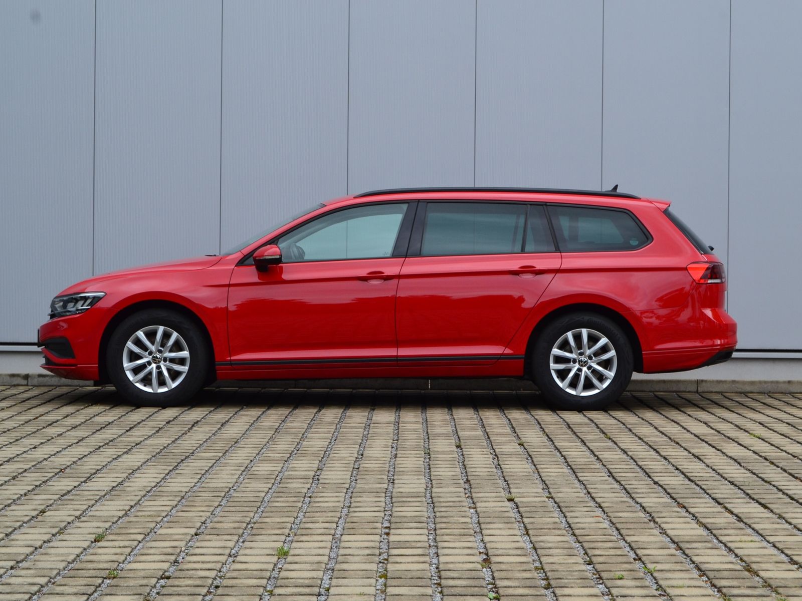 Passat Variant 2.0 TDI AHK/LED/NAVI+VZE/BUSINESS
