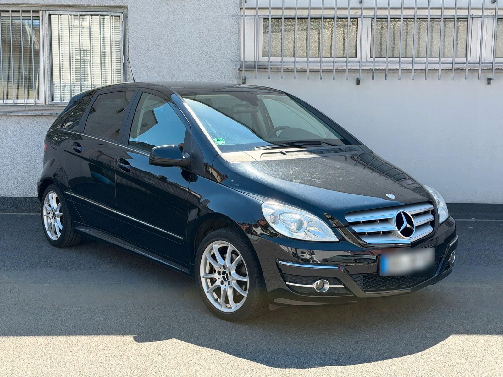 Mercedes-Benz B200, 2009