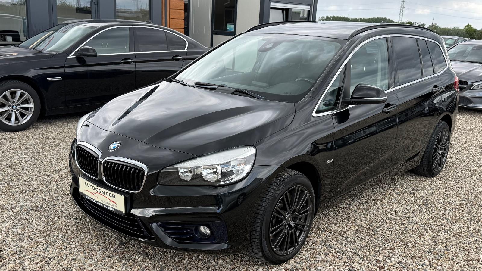BMW 2 Gran Tourer 220 i Sport Line-Automatik-7-Sitze