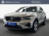 Volvo XC40 B4 Plus-Bright DKG PilotAssist BLIS LED Nav - silberne Volvo XC40