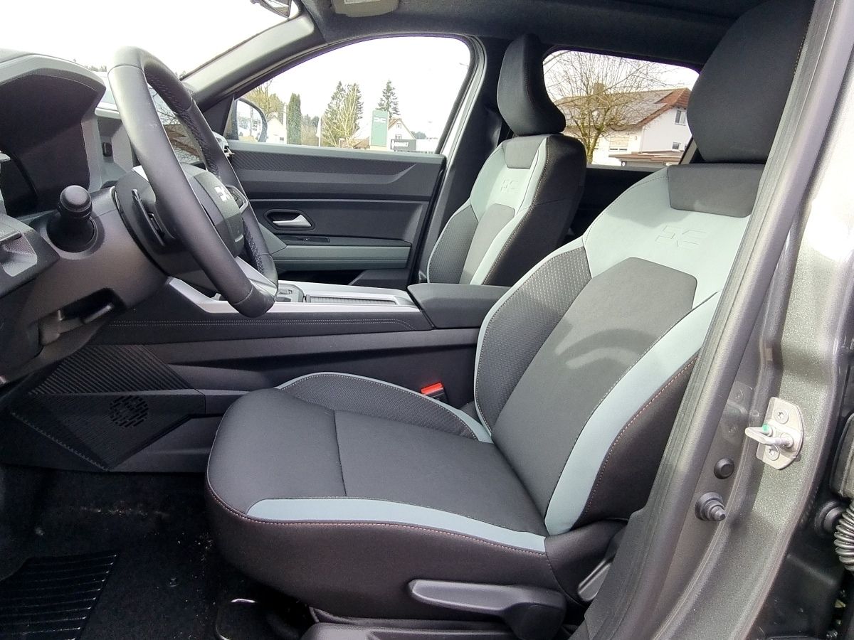 Fahrzeugabbildung Dacia Bigster Extreme hybrid-G 150 4x4