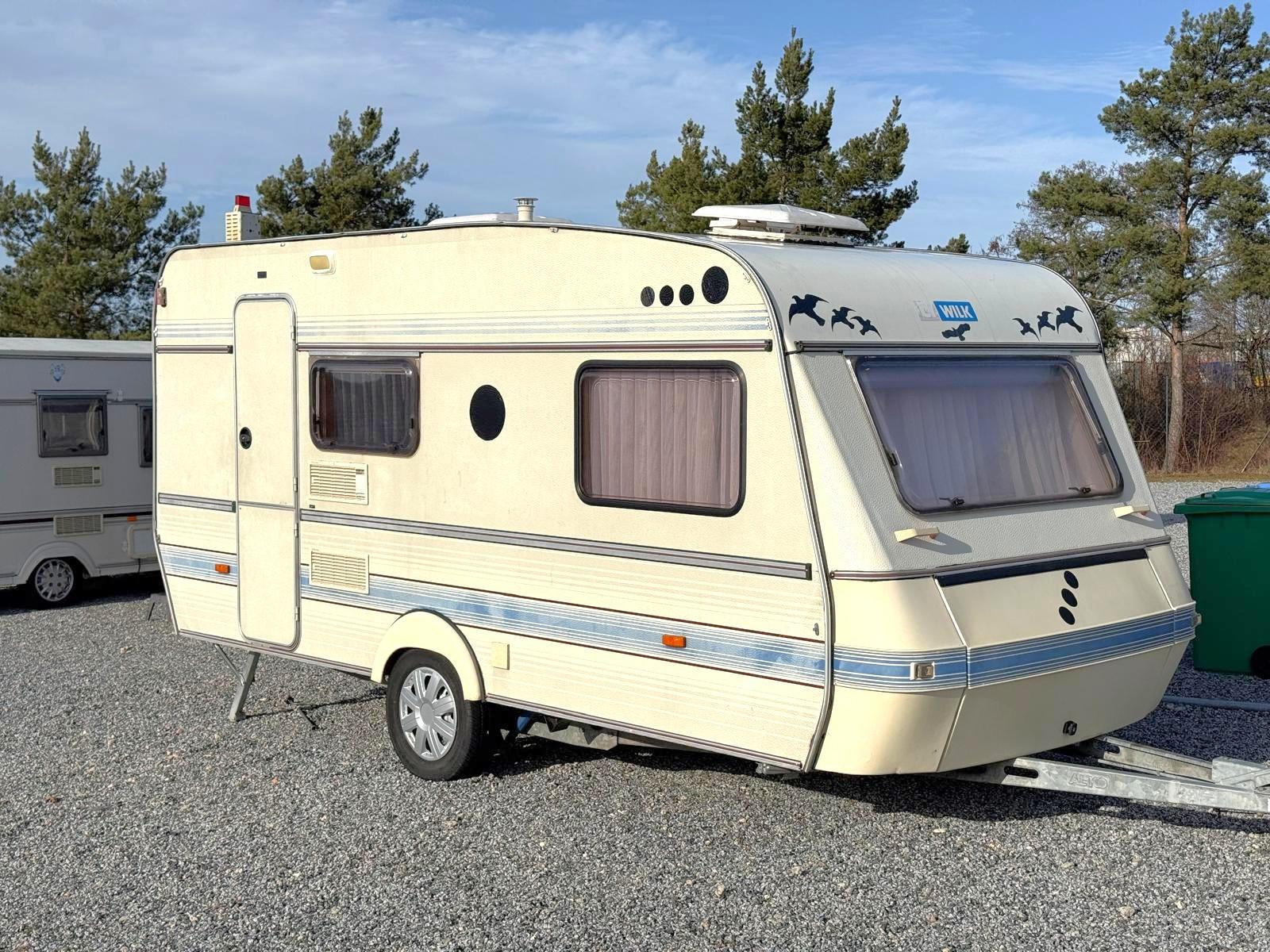 Wilk 440 DeLuxe / Vorzelt /  TÜV 03/2027