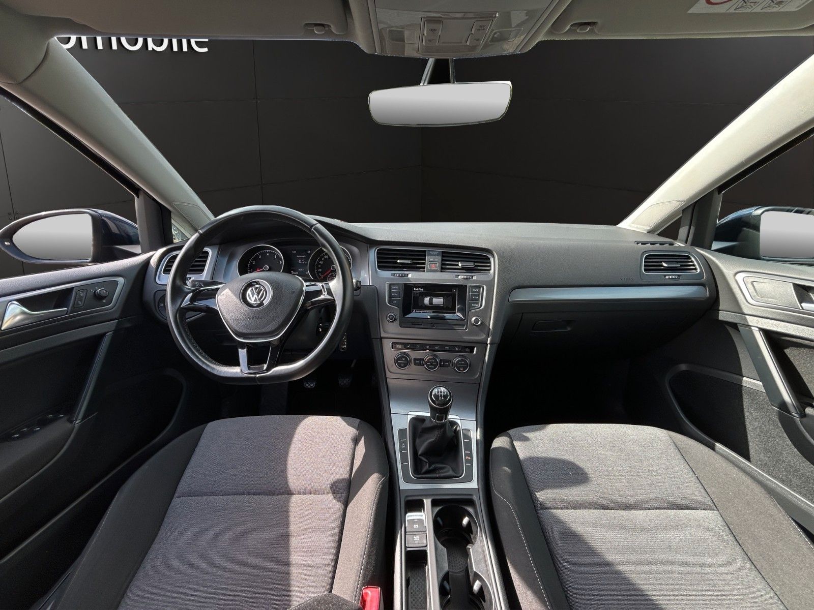Fahrzeugabbildung Volkswagen Golf VII Lim. Trendline BMTKlimaaut./5Türig/