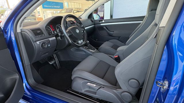 Foto Nummer 4: VW Golf