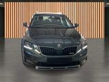 Skoda Octavia 1.8 TSI DSG Scout 4x4*LED*Navi*DAB - Skoda Octavia Scout mit Benzin-Antrieb