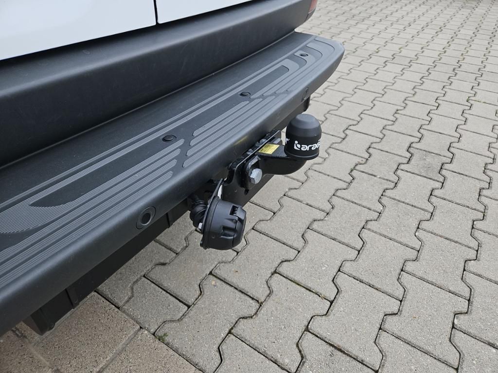 Fahrzeugabbildung Mercedes-Benz Sprinter 317 Kasten PRO L2H2 3,5tAHK Schwingsitz