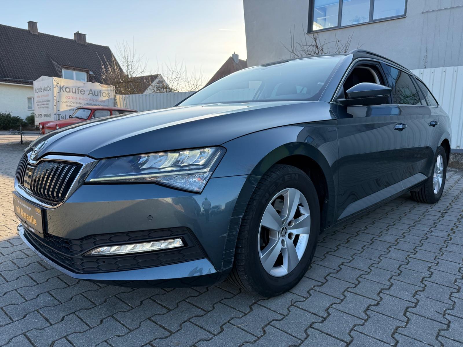 Skoda Superb Combi Ambition * 71 Tkm * Top * App * LED