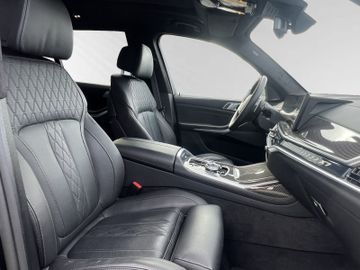 BMW X7 - 8