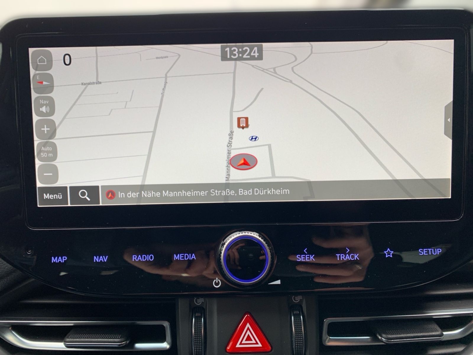 Fahrzeugabbildung Hyundai i30 Kombi 1.0 T-GDI 7-DCT Advantage Navi LED