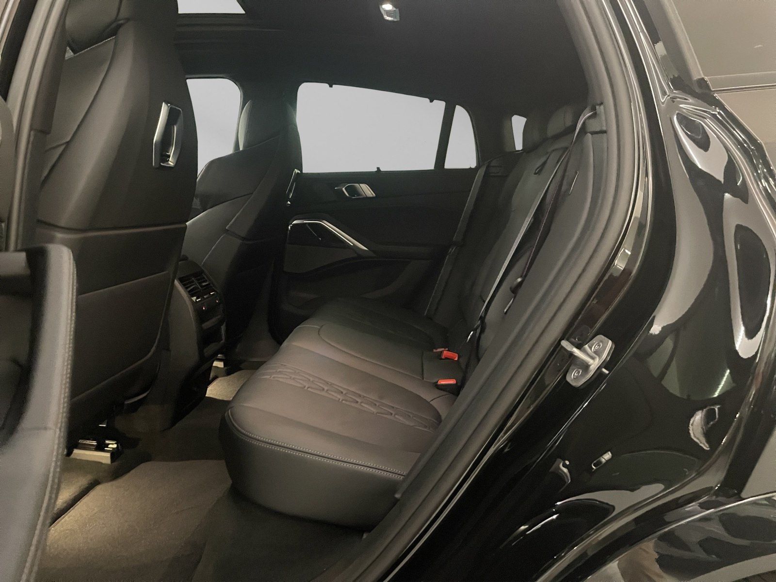 BMW X6 M60 - Bild 12