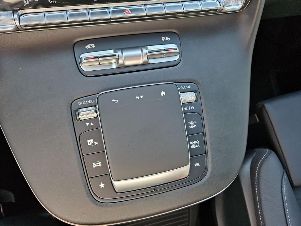 Fahrzeugabbildung Mercedes-Benz V 300 AVG extralang 8 Sitze STHZ AR ele.ST DISTR