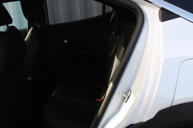Fahrzeugabbildung Opel Mokka 1.2 Turbo Ultimate KlimaA,SHZ,ACC,Alcant.