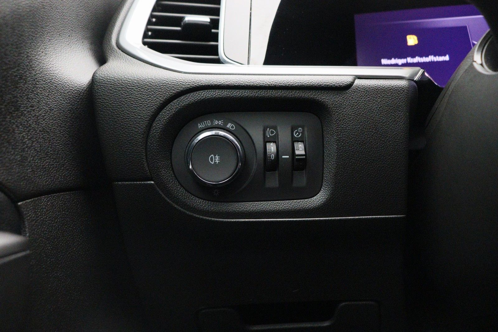 Fahrzeugabbildung Opel Grandland 1.2 GS-Line NAVI LED KAMERA