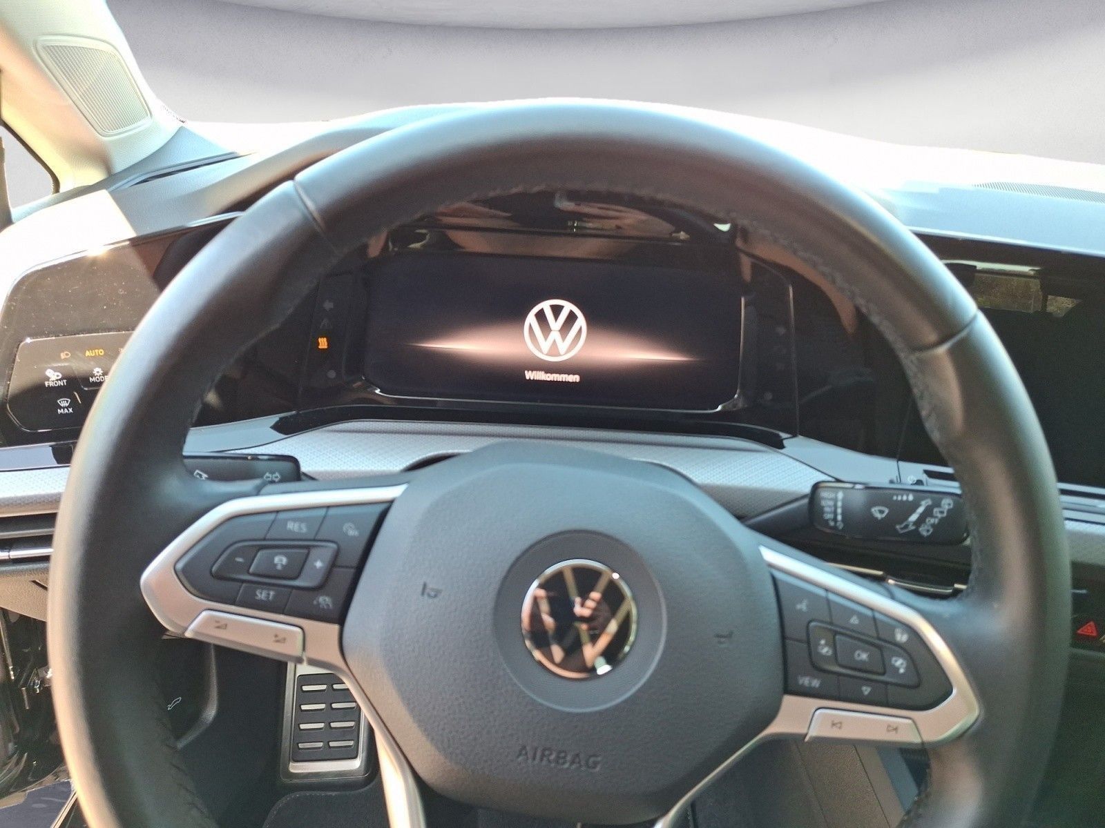 Volkswagen Golf - Bild 10
