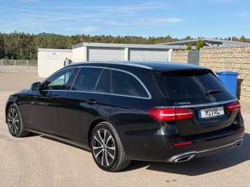 Mercedes E 300 - 5