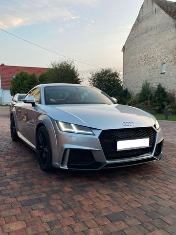 Audi TTS Coupe 2.0 TFSI quattro