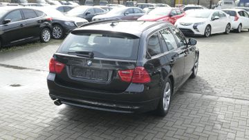BMW 320 - 5