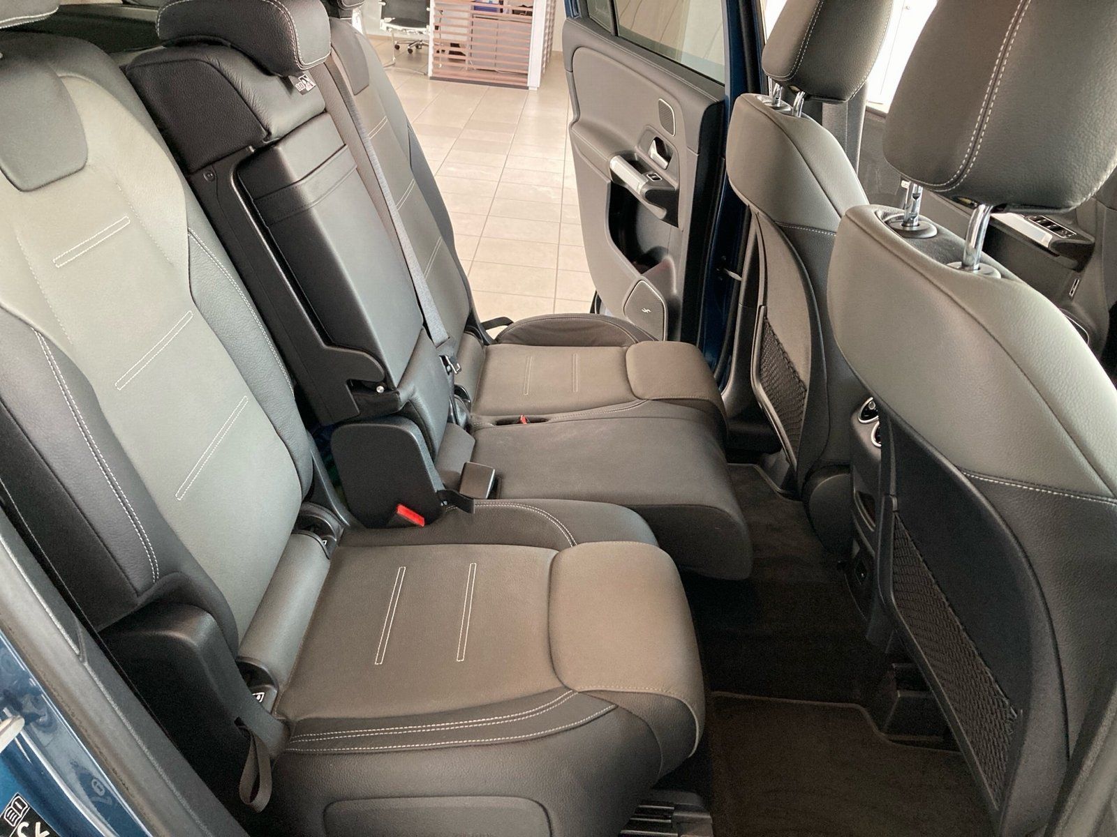 Fahrzeugabbildung Mercedes-Benz GLB 220 d 4M AMG*STDHZG*AHK*Distro*Burm*HUD*360*