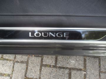 Volkswagen Tiguan - 12