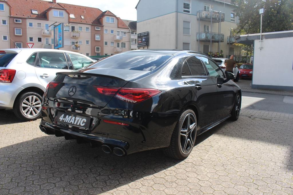 Mercedes-Benz CLA 35 AMG