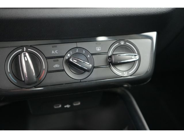 Fabia ACTIVE MPI+BLUETOOTH+KLIMA+LED-SCHEINWERFE