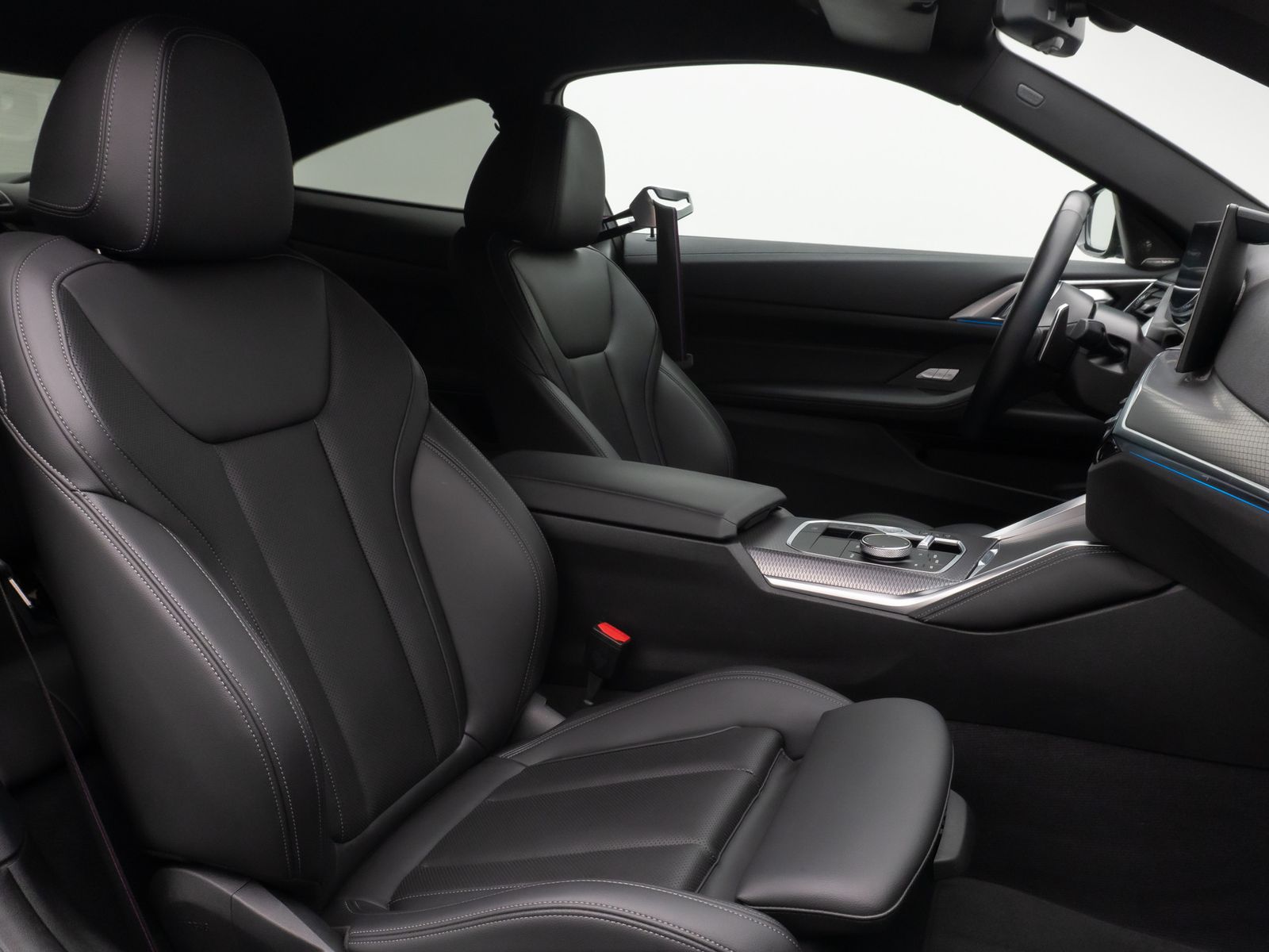 Fahrzeugabbildung BMW M440d xD Coupé 360° H/K Alarm Laser HUD DAB 19"