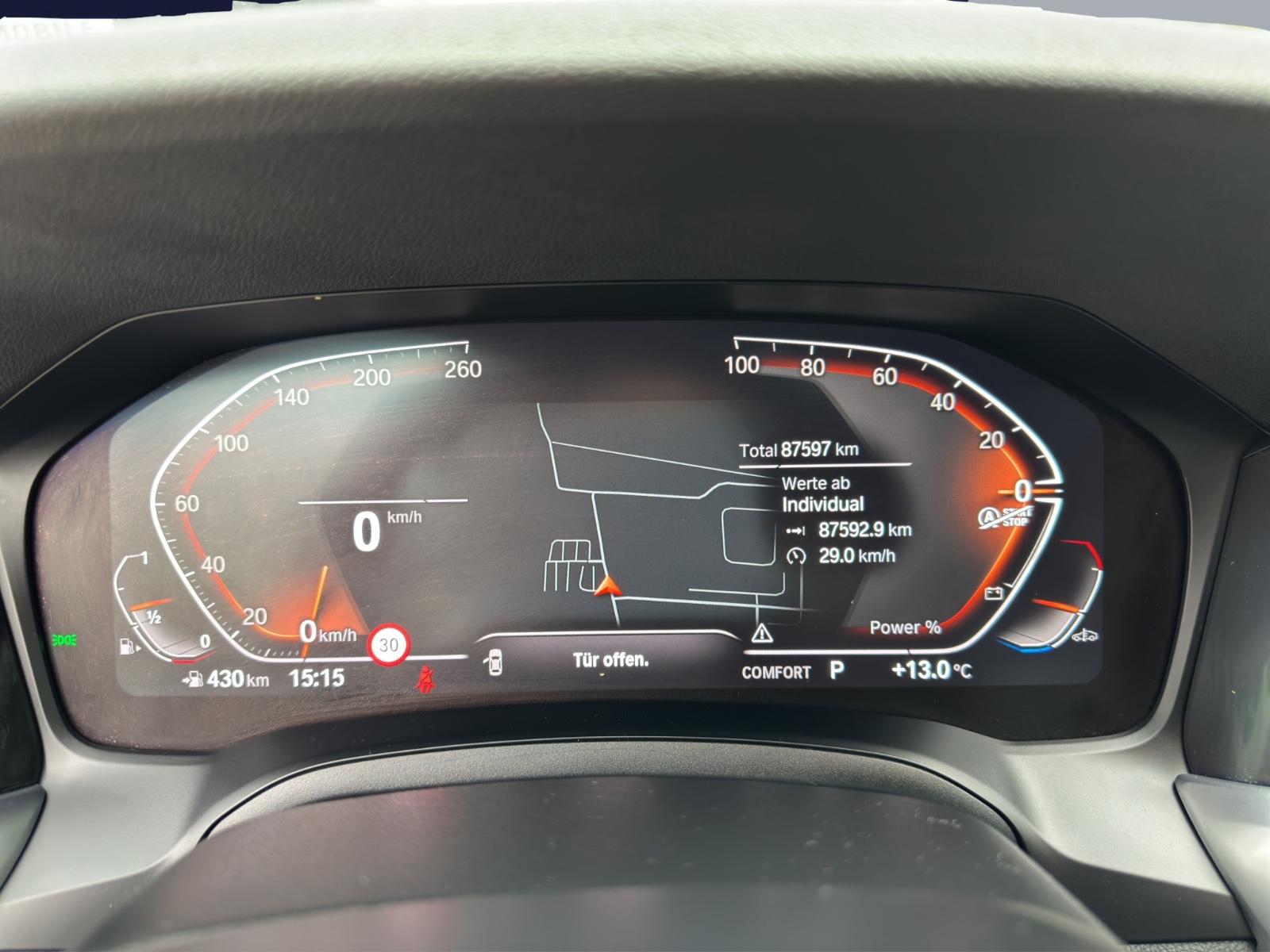 BMW 318 i M Sport*ALU*LED*PDC*EFH*NAVI*AMBIENTE*