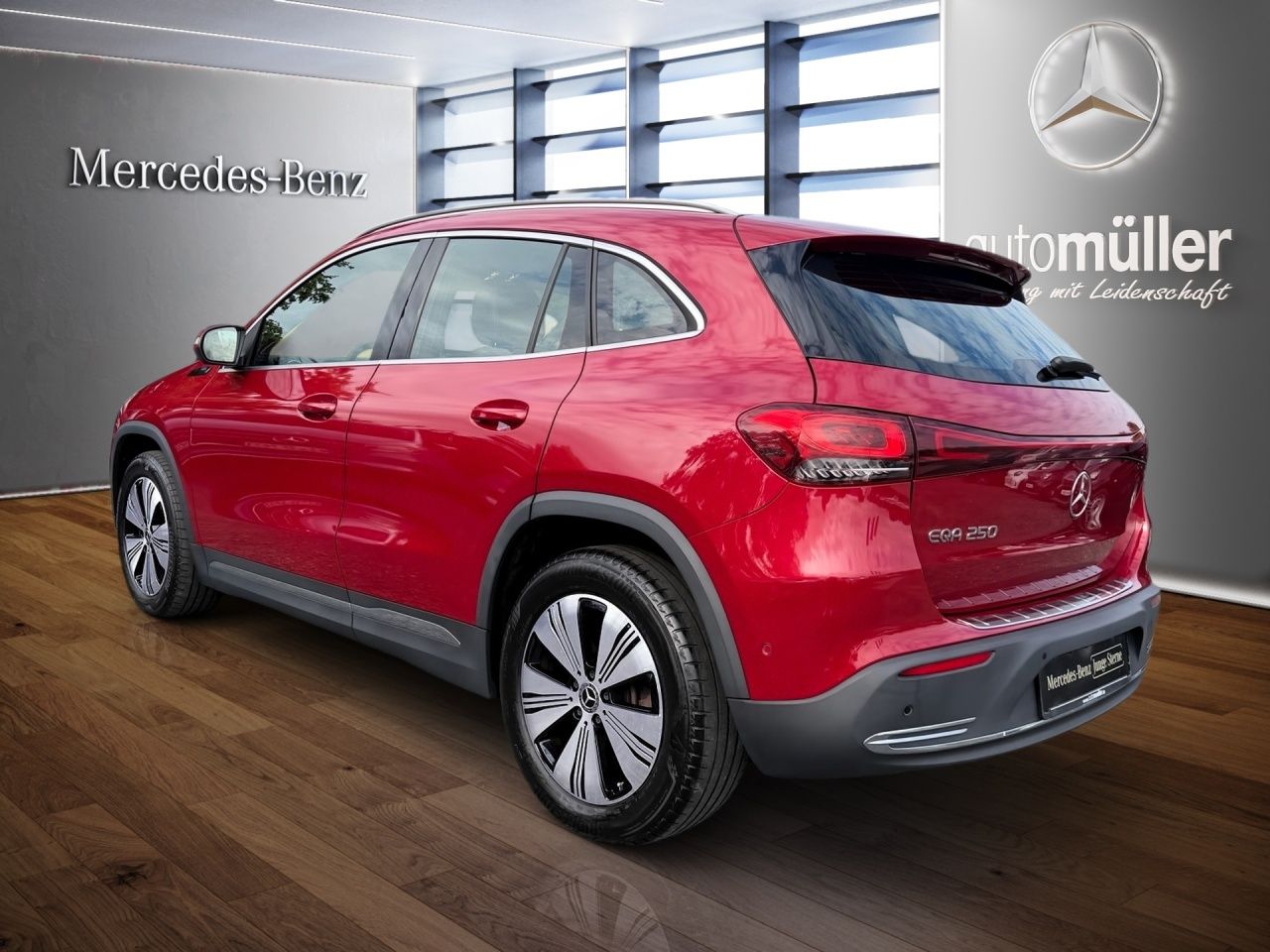 Fahrzeugabbildung Mercedes-Benz EQA 250 PROGRESSIVE+360+AMBIENTE+TOTWINKEL+SHZ