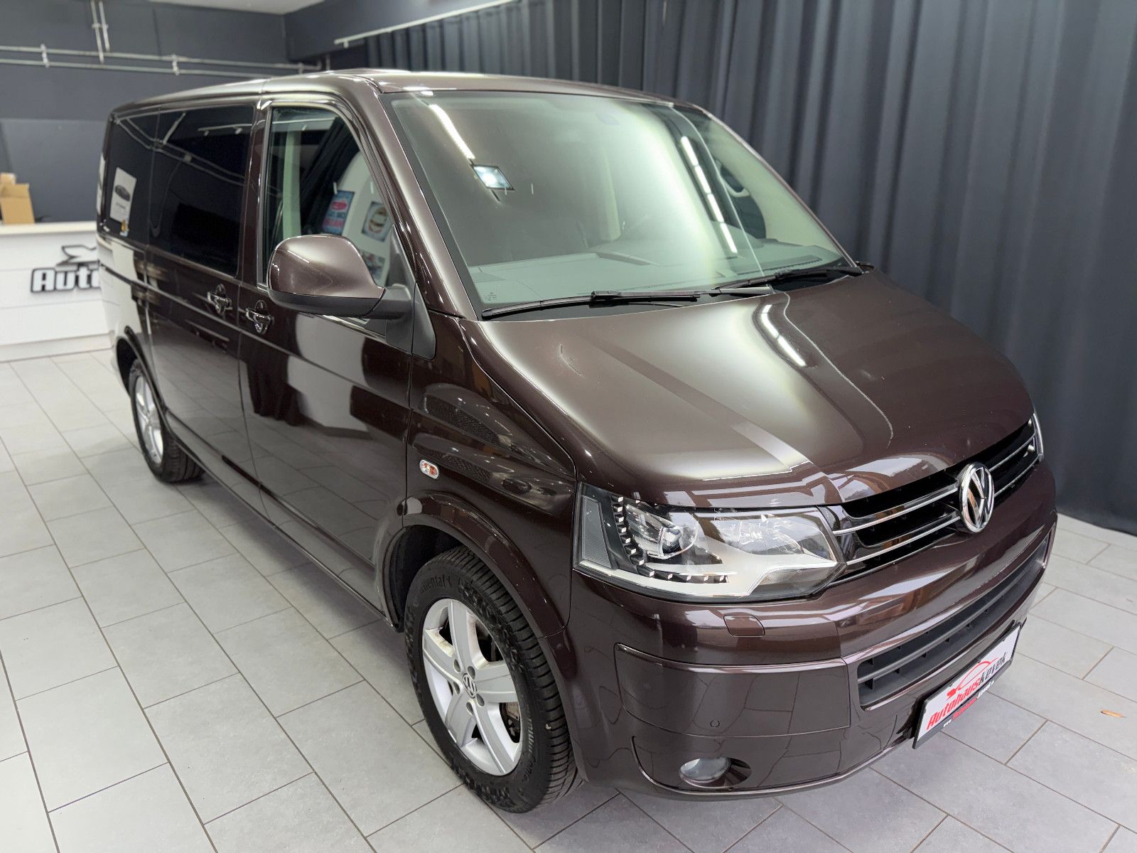 Fahrzeugabbildung Volkswagen Volkswagen T5 Multivan Comfortline 4Motion