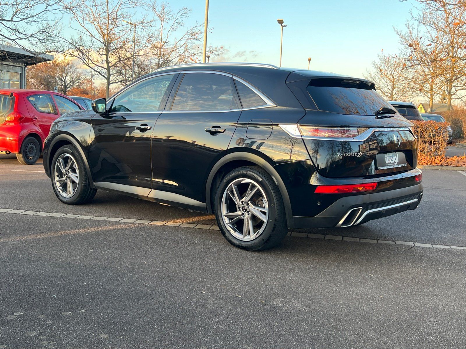 Fahrzeugabbildung DS Automobiles DS7 Crossback E-Tense 4x4 300 Anhängerkupplung