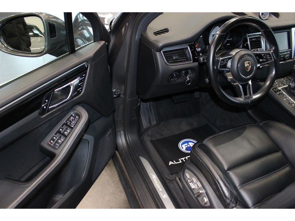 Fahrzeugabbildung Porsche Macan S Diesel Sport Chrono 2.Hand*Pano*Bose