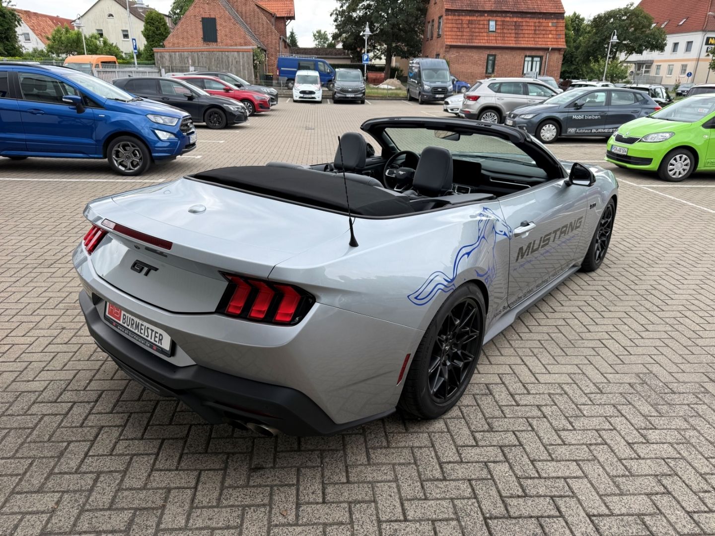 Fahrzeugabbildung Ford Mustang 5.0 V8 Convertible GT Tiefer  Klimasitze