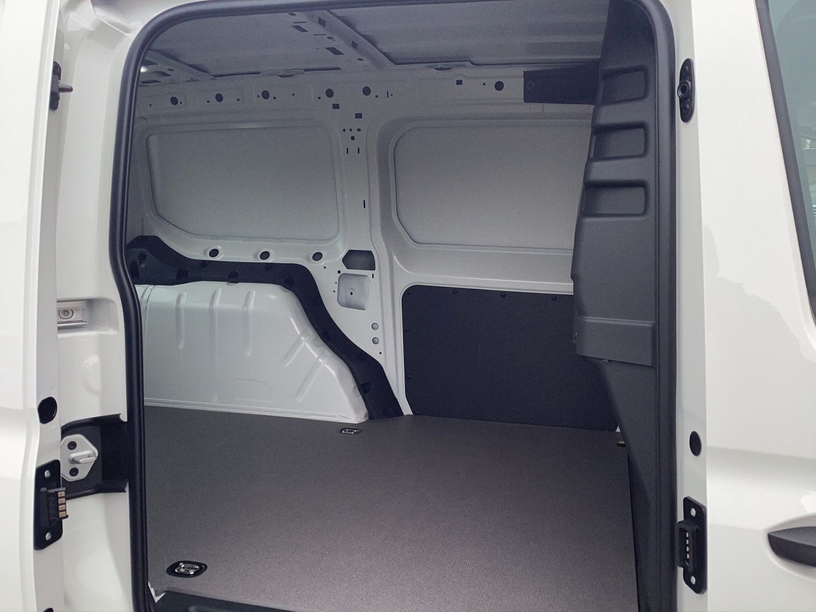 Fahrzeugabbildung Volkswagen Caddy Cargo TDI Maxi 75 kW AHK, SITZH, TECHNIKPA