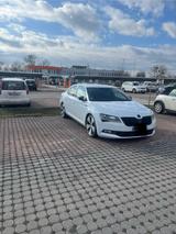 Skoda Superb 4x4 Sportline 200kw - Skoda Superb: Skod